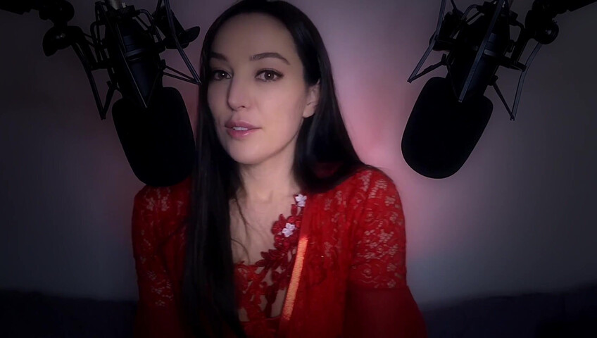 [ASMR] Girlfriend Makes You Have Sweet Dreams ❤️ (Sweet Nothings & Skin Tracing)