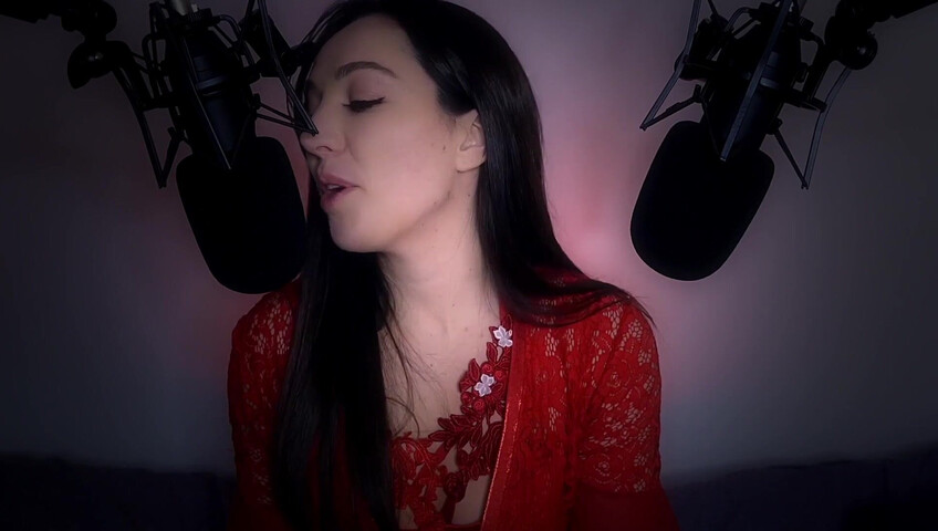 [ASMR] Girlfriend Makes You Have Sweet Dreams ❤️ (Sweet Nothings & Skin Tracing)