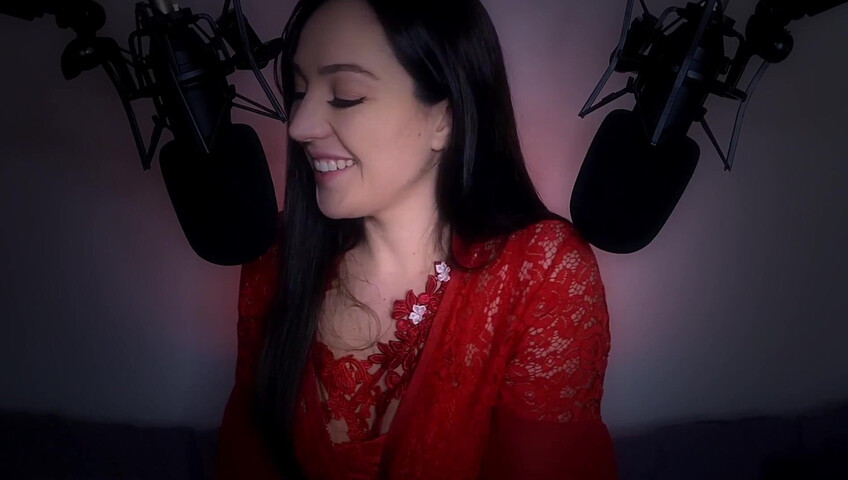 [ASMR] Girlfriend Makes You Have Sweet Dreams ❤️ (Sweet Nothings & Skin Tracing)