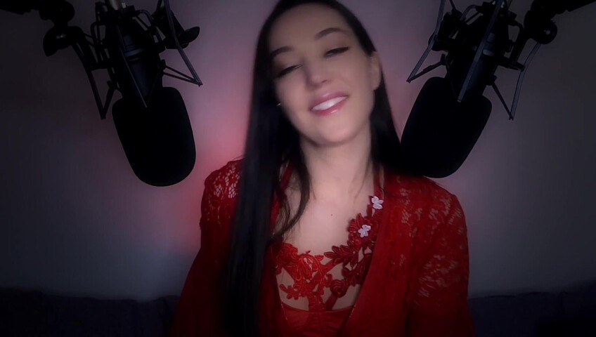 [ASMR] Girlfriend Makes You Have Sweet Dreams ❤️ (Sweet Nothings & Skin Tracing)