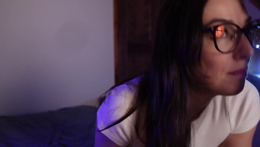 [ASMR] Nerdy Girlfriend Being Weird...