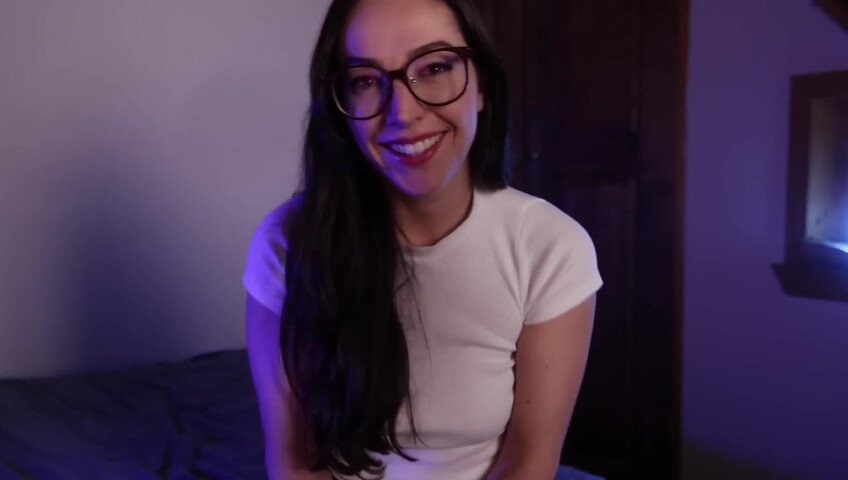 [ASMR] Nerdy Girlfriend Being Weird...
