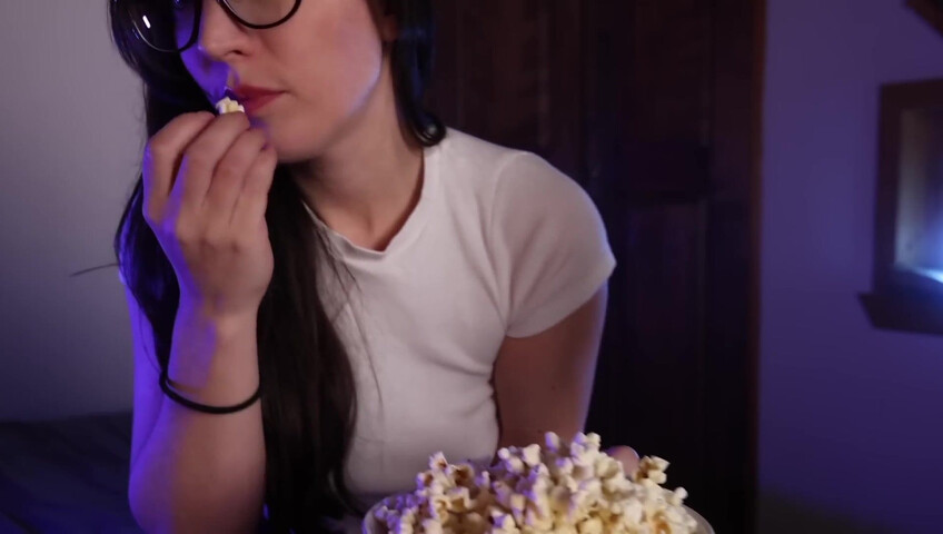 [ASMR] Nerdy Girlfriend Being Weird...