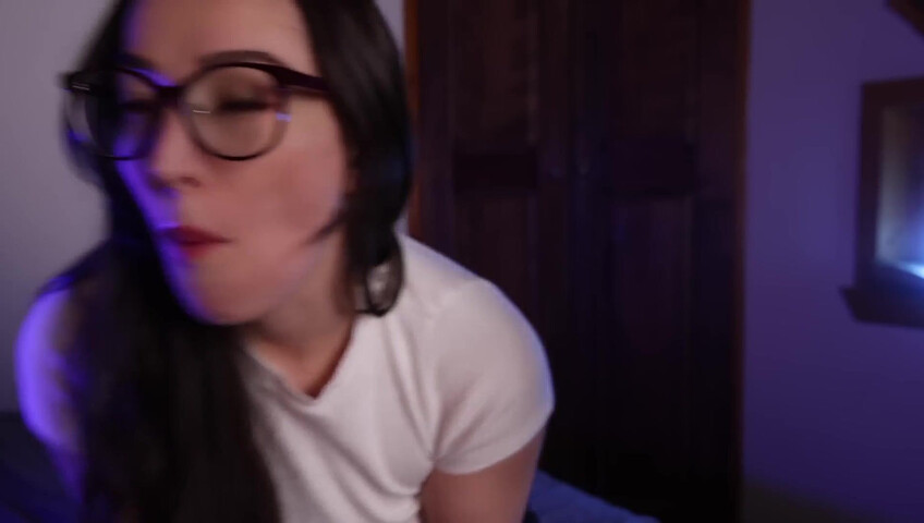 [ASMR] Nerdy Girlfriend Being Weird...
