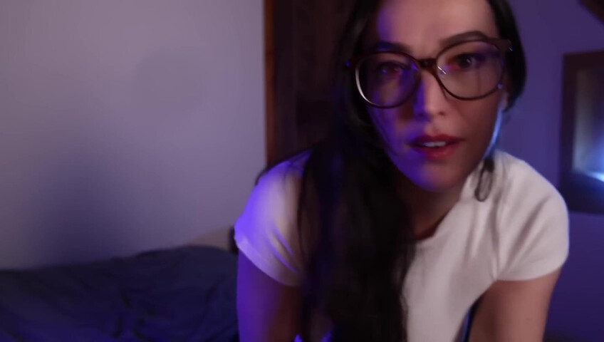 [ASMR] Nerdy Girlfriend Being Weird...