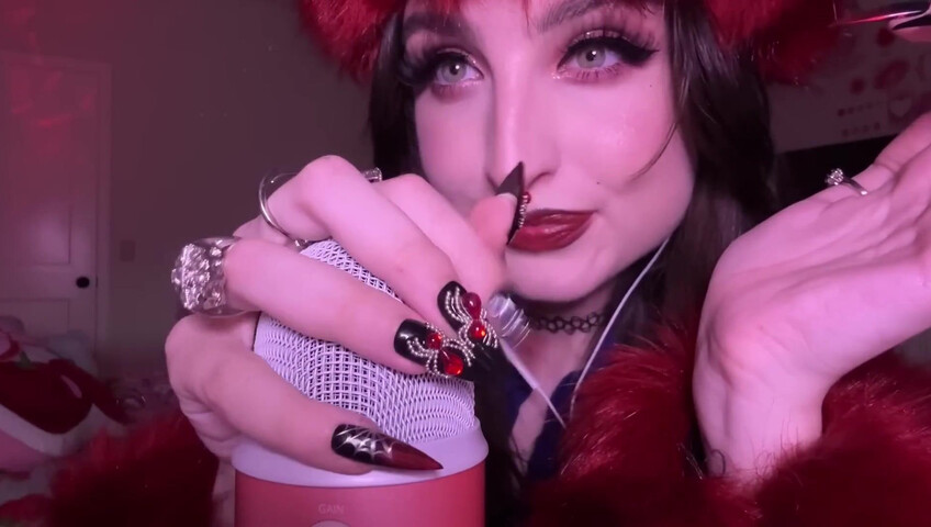 beebee ASMR - Intense Bare Mic Scratching - Mouth Sounds