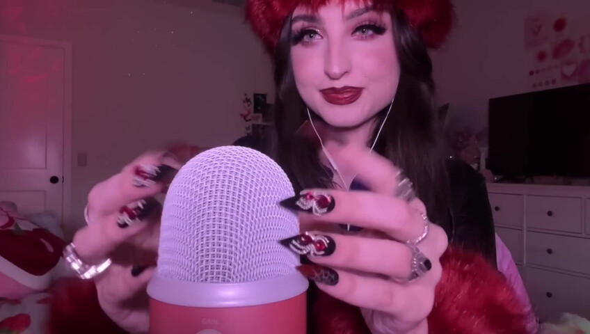 beebee ASMR - Intense Bare Mic Scratching - Mouth Sounds