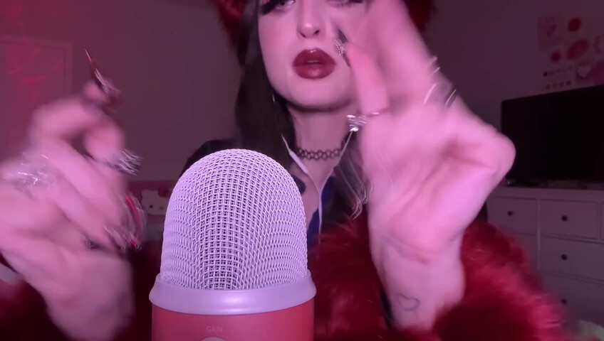 beebee ASMR - Intense Bare Mic Scratching - Mouth Sounds