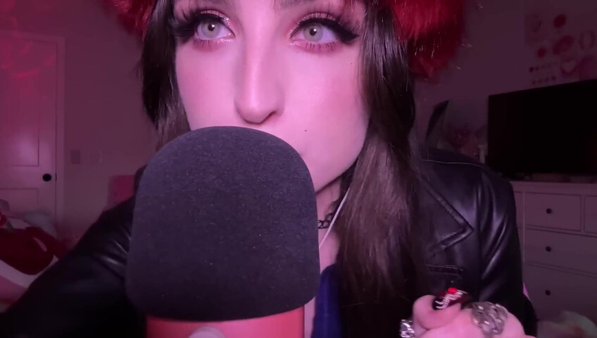 beebee ASMR - Intense Bare Mic Scratching - Mouth Sounds