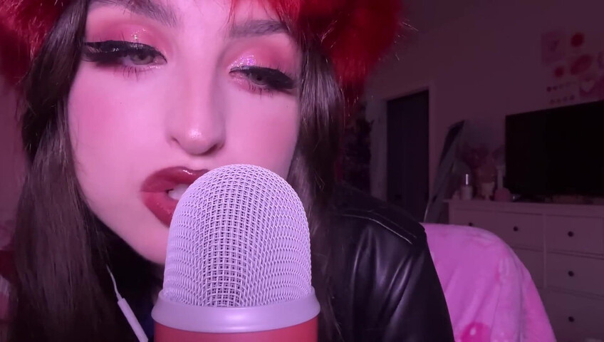 beebee ASMR - Intense Bare Mic Scratching - Mouth Sounds