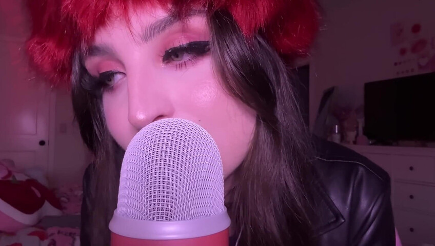 beebee ASMR - Intense Bare Mic Scratching - Mouth Sounds