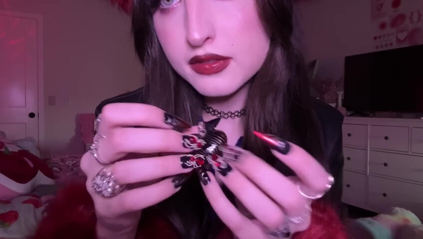 beebee ASMR - Intense Bare Mic Scratching - Mouth Sounds