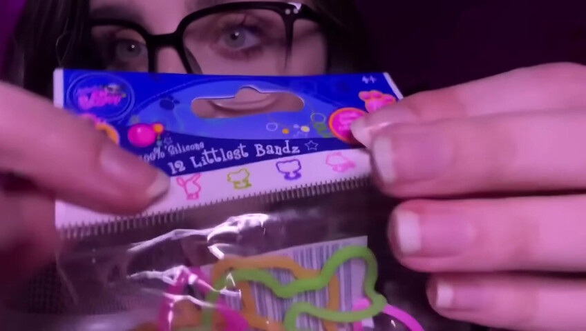 beebee asmr - ASMR - Chaotic Mouth Sounds, Upclose Hand Movements, Random Triggers w⧸ Rambling