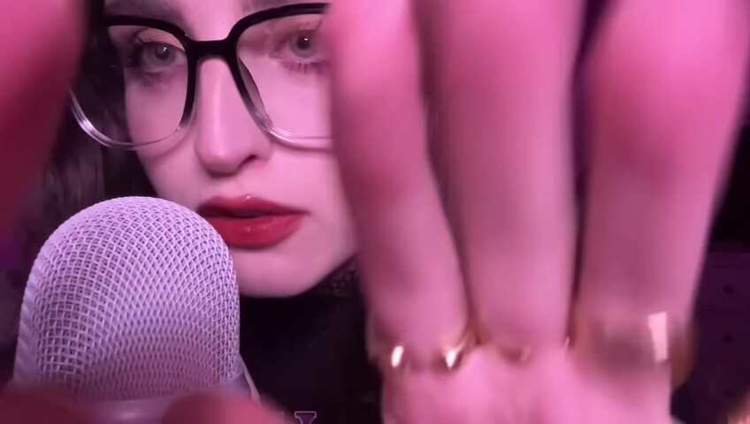 beebee asmr - ASMR - Chaotic Mouth Sounds, Upclose Hand Movements, Random Triggers w⧸ Rambling