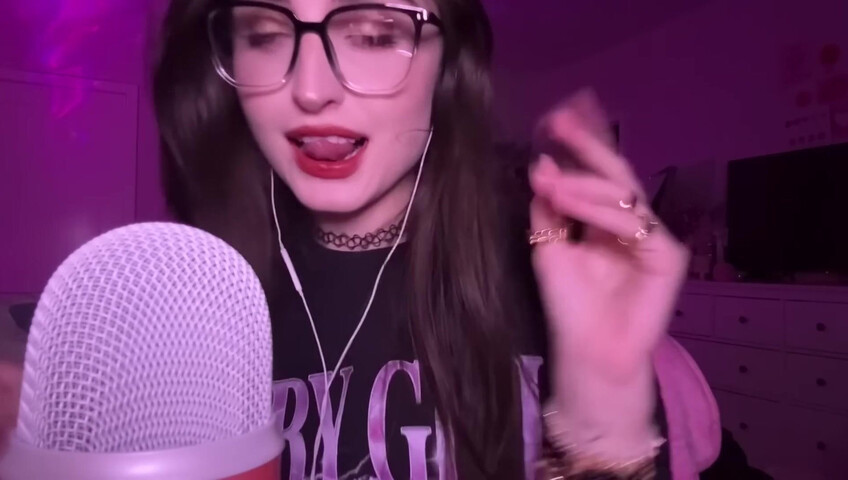 beebee asmr - ASMR - Chaotic Mouth Sounds, Upclose Hand Movements, Random Triggers w⧸ Rambling