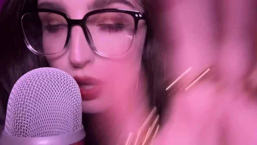 beebee asmr - ASMR - Chaotic Mouth Sounds, Upclose Hand Movements, Random Triggers w⧸ Rambling