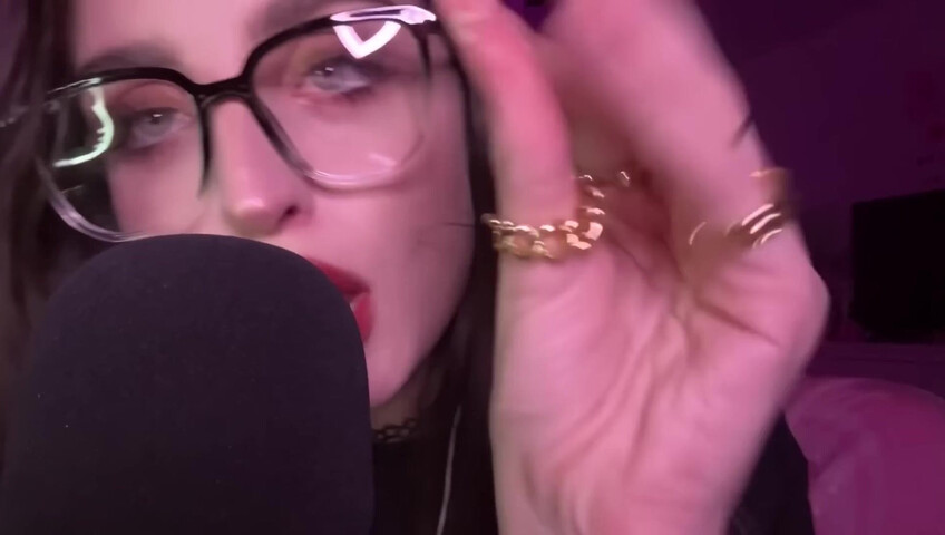 beebee asmr - ASMR - Chaotic Mouth Sounds, Upclose Hand Movements, Random Triggers w⧸ Rambling