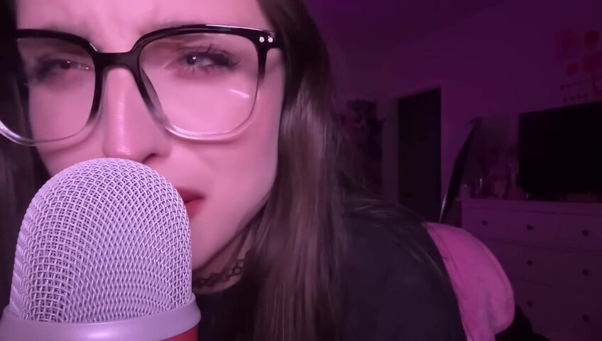 beebee asmr - ASMR - Chaotic Mouth Sounds, Upclose Hand Movements, Random Triggers w⧸ Rambling