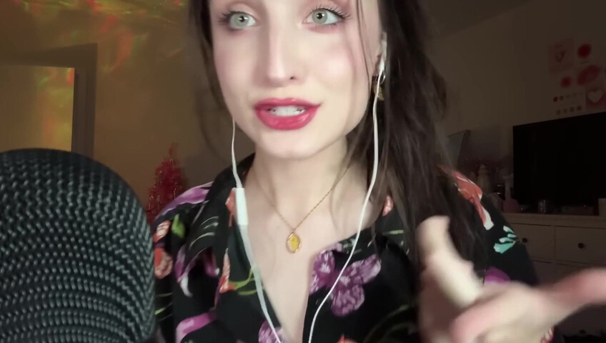 beebee asmr - Fast Mic Brushing ASMR w⧸ Hand Sounds