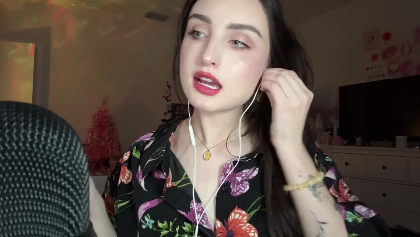 beebee asmr - Fast Mic Brushing ASMR w⧸ Hand Sounds