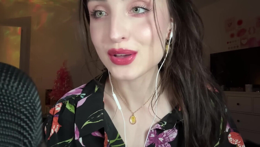 beebee asmr - Fast Mic Brushing ASMR w⧸ Hand Sounds