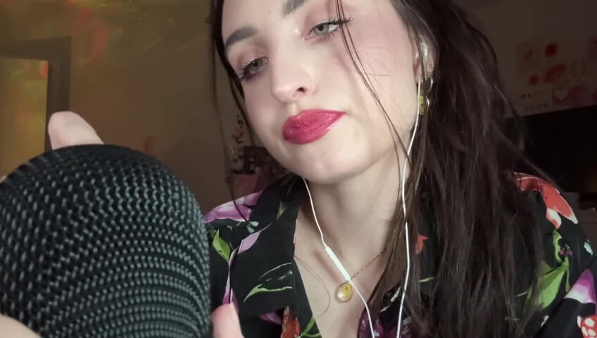 beebee asmr - Fast Mic Brushing ASMR w⧸ Hand Sounds