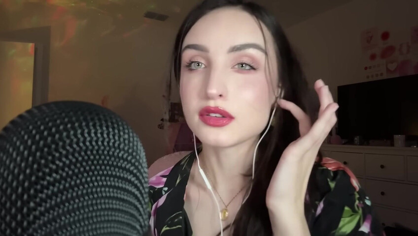 beebee asmr - Fast Mic Brushing ASMR w⧸ Hand Sounds