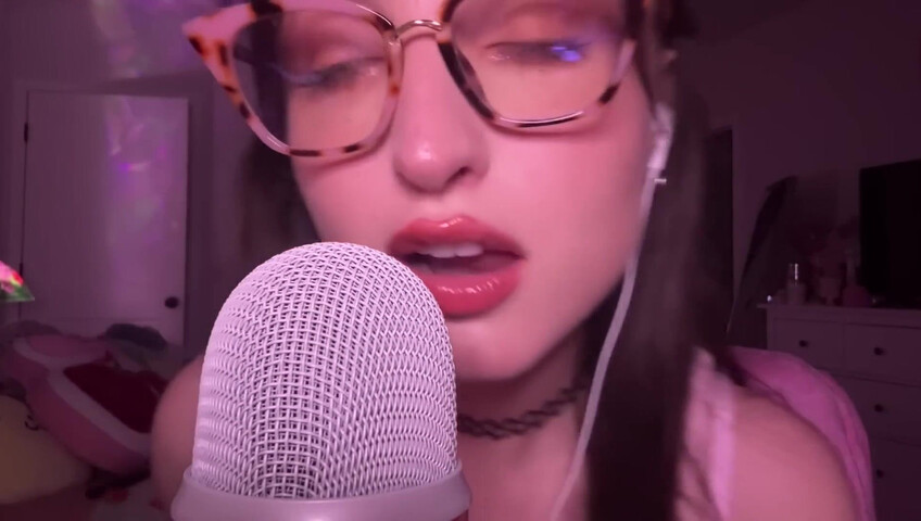 beebee asmr - Upclose Kisses, “You’re Loved” Affirmations, Mouth Sounds