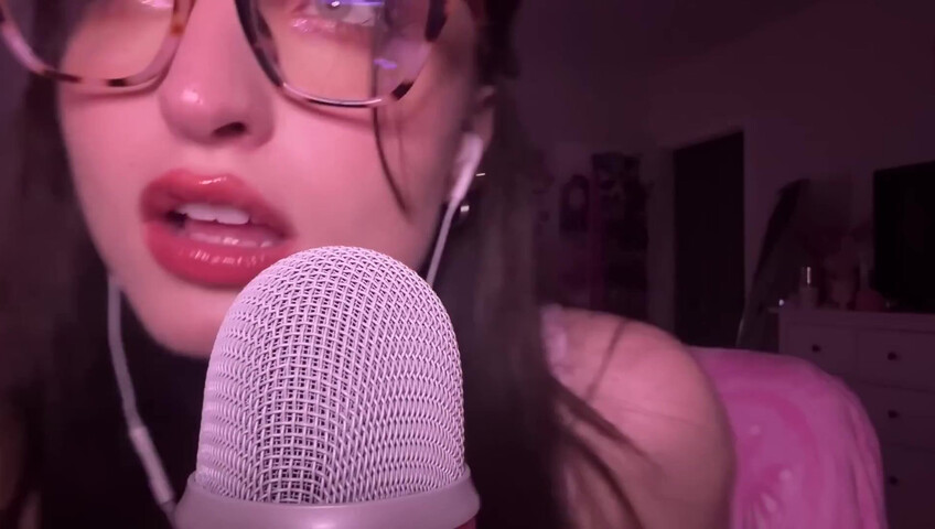 beebee asmr - Upclose Kisses, “You’re Loved” Affirmations, Mouth Sounds