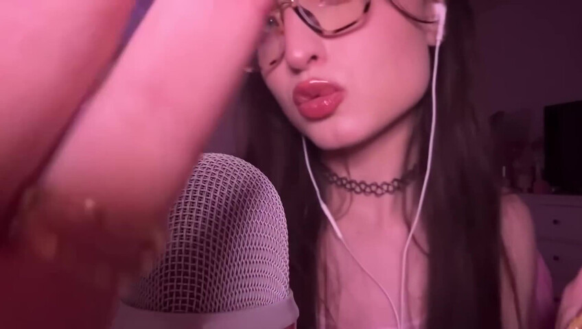 beebee asmr - Upclose Kisses, “You’re Loved” Affirmations, Mouth Sounds