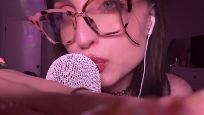 beebee asmr - Upclose Kisses, “You’re Loved” Affirmations, Mouth Sounds