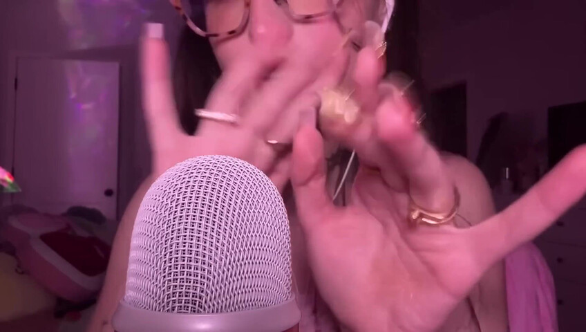 beebee asmr - Upclose Kisses, “You’re Loved” Affirmations, Mouth Sounds