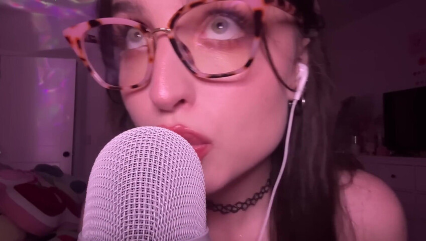 beebee asmr - Upclose Kisses, “You’re Loved” Affirmations, Mouth Sounds