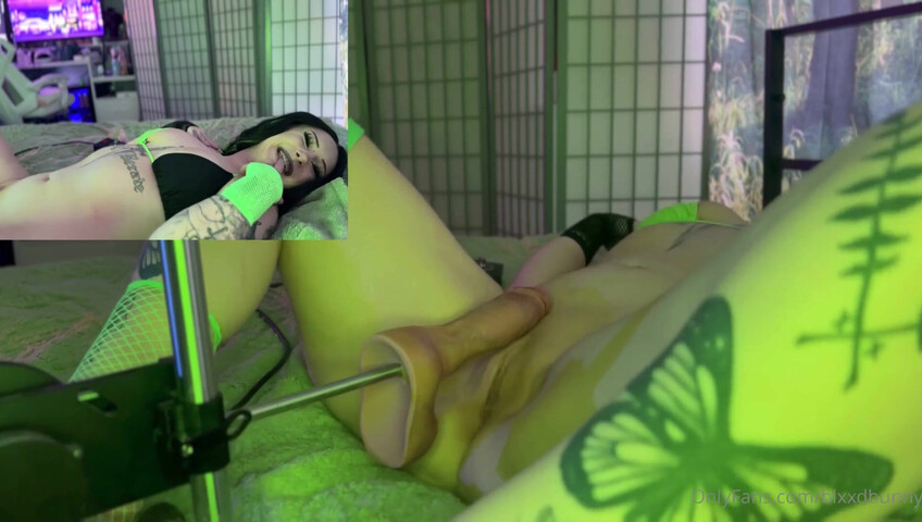 blxxdbunny - 31 January 2025 - Shego Cosplay Fuck Machine