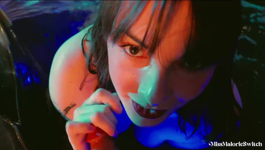 Miss Malorie Switch – Hot Tub Time With Best Friend's step-Mommy