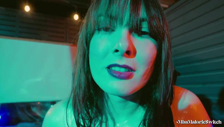 Miss Malorie Switch – Hot Tub Time With Best Friend's step-Mommy