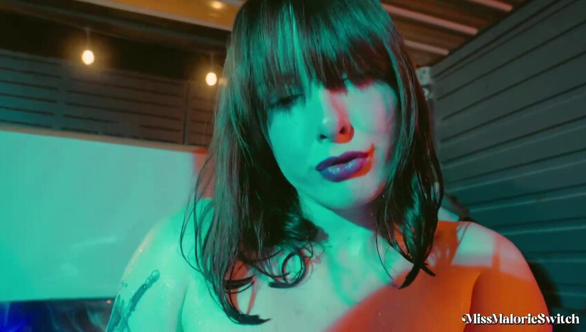 Miss Malorie Switch – Hot Tub Time With Best Friend's step-Mommy