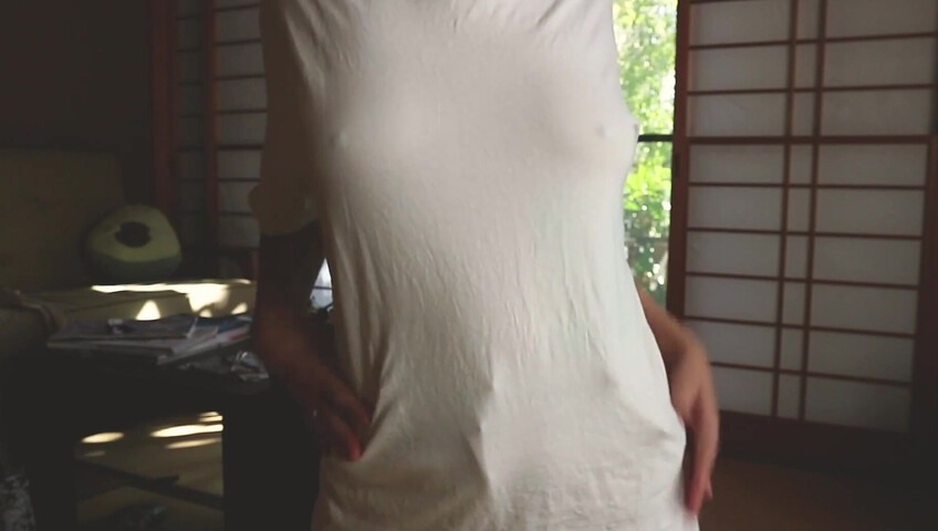 Elise Tran ASMR - naughty nipples tease and whispers