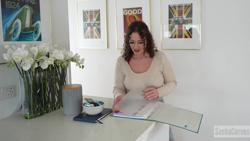 SashaCurves - Exposure Therapy