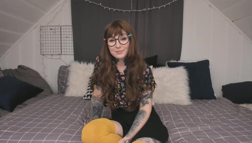 Slutty_Spice - Dorky stepCousin Valentine Virginity Loss