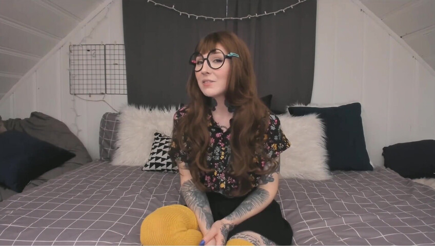 Slutty_Spice - Dorky stepCousin Valentine Virginity Loss