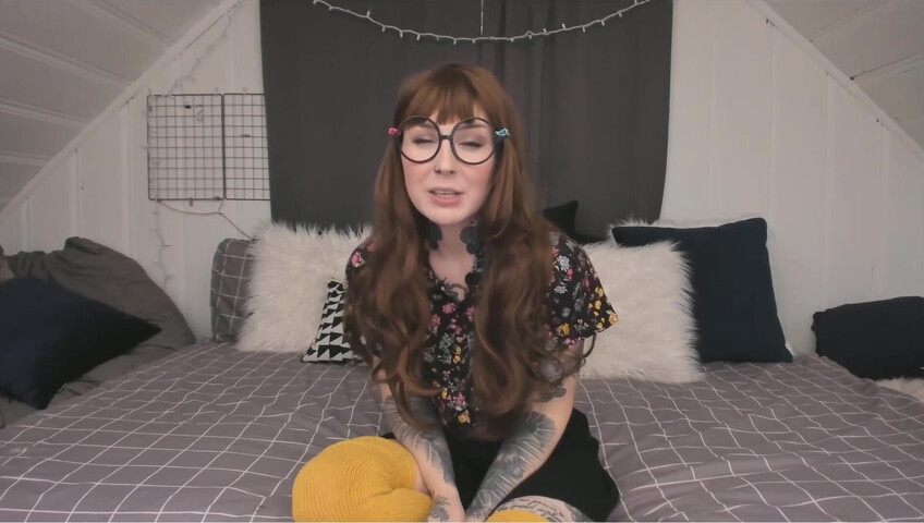 Slutty_Spice - Dorky stepCousin Valentine Virginity Loss