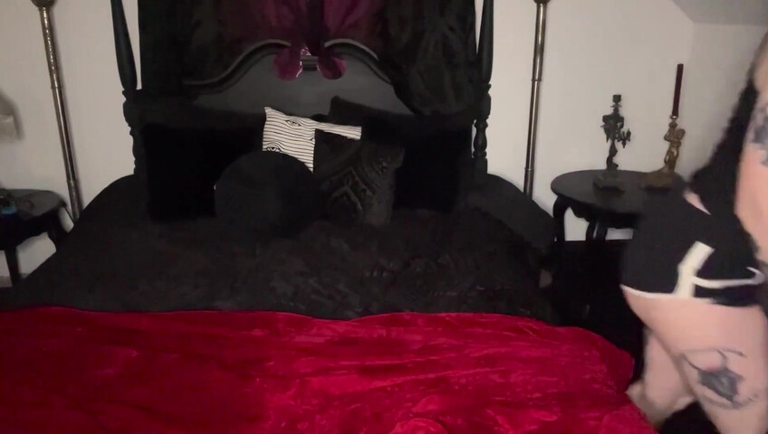 Slutty_Spice - step-Sister Opens Wrong Gift Taboo Creampie