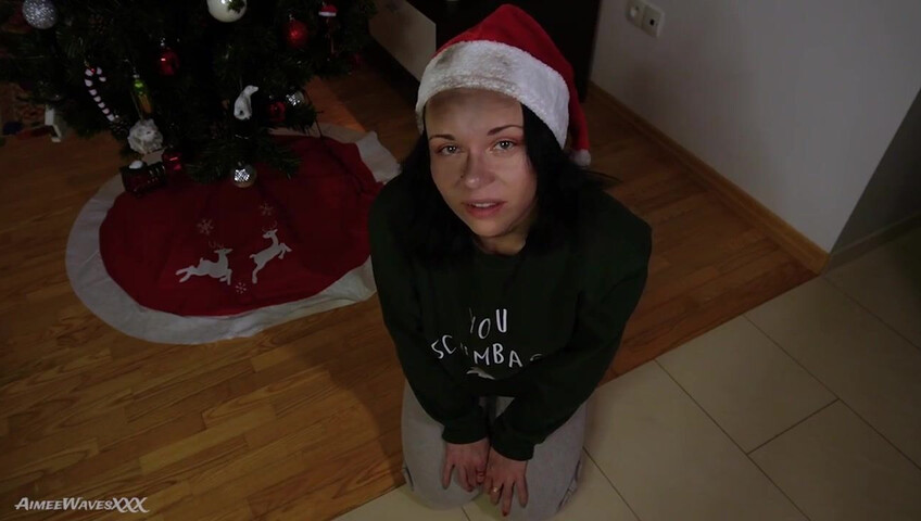 AimeeWavesXXX – stepMommy's Shocking Christmas