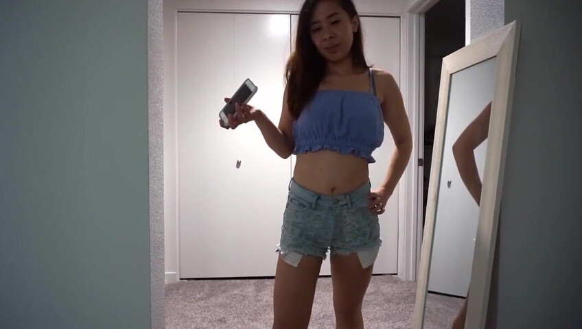 Kaedia Lang – Helping Sis Take Selfies