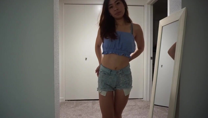 Kaedia Lang – Helping Sis Take Selfies