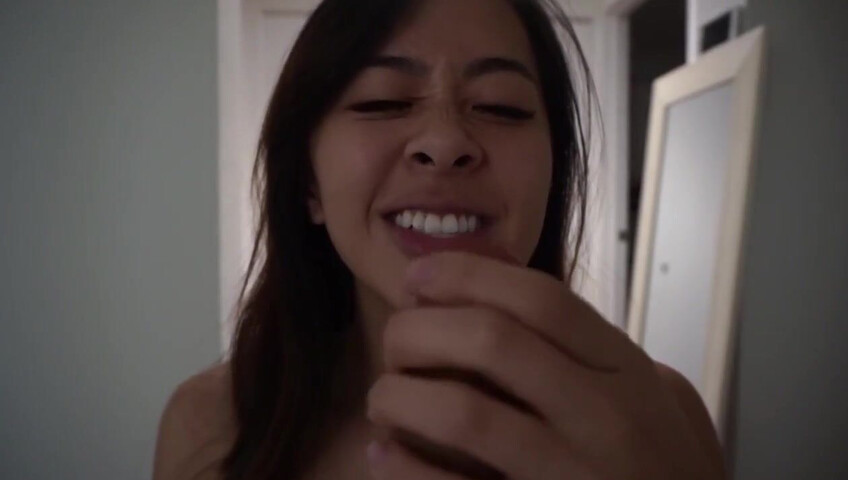 Kaedia Lang – Helping Sis Take Selfies