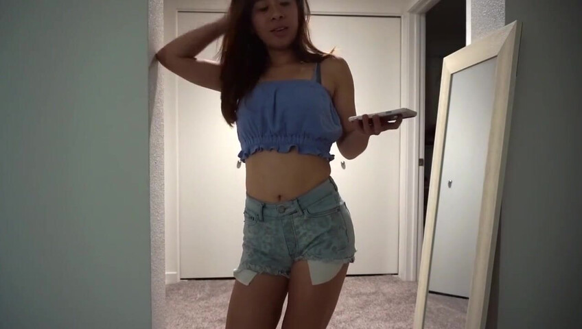 Kaedia Lang – Helping Sis Take Selfies