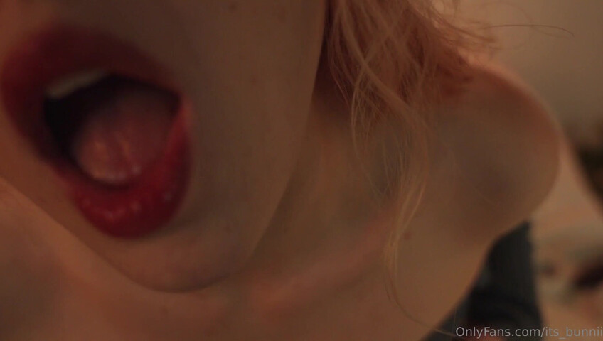 Its_Bunnii - Gamer Girl ASMR