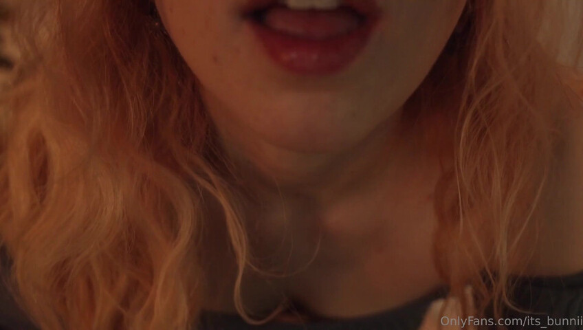 Its_Bunnii - Gamer Girl ASMR